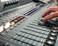 Dyoung event music digital desk